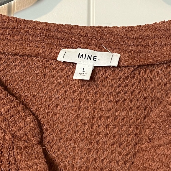 Burnt orange waffle knit top - Picture 2 of 3